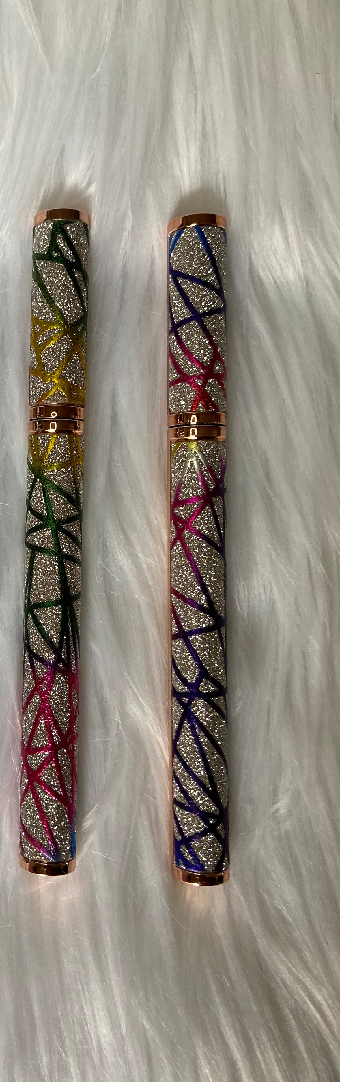 Lash Eyeliner glue pen